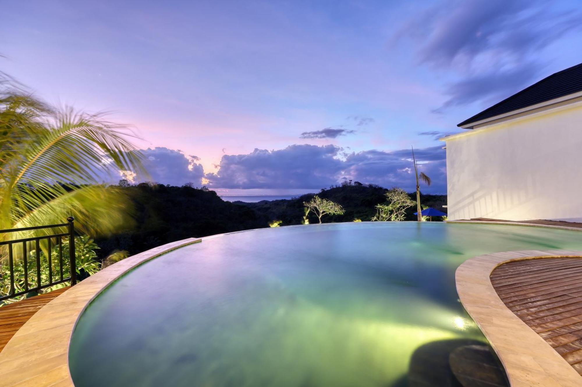 Kelingking Parama Resort Batumadeg エクステリア 写真