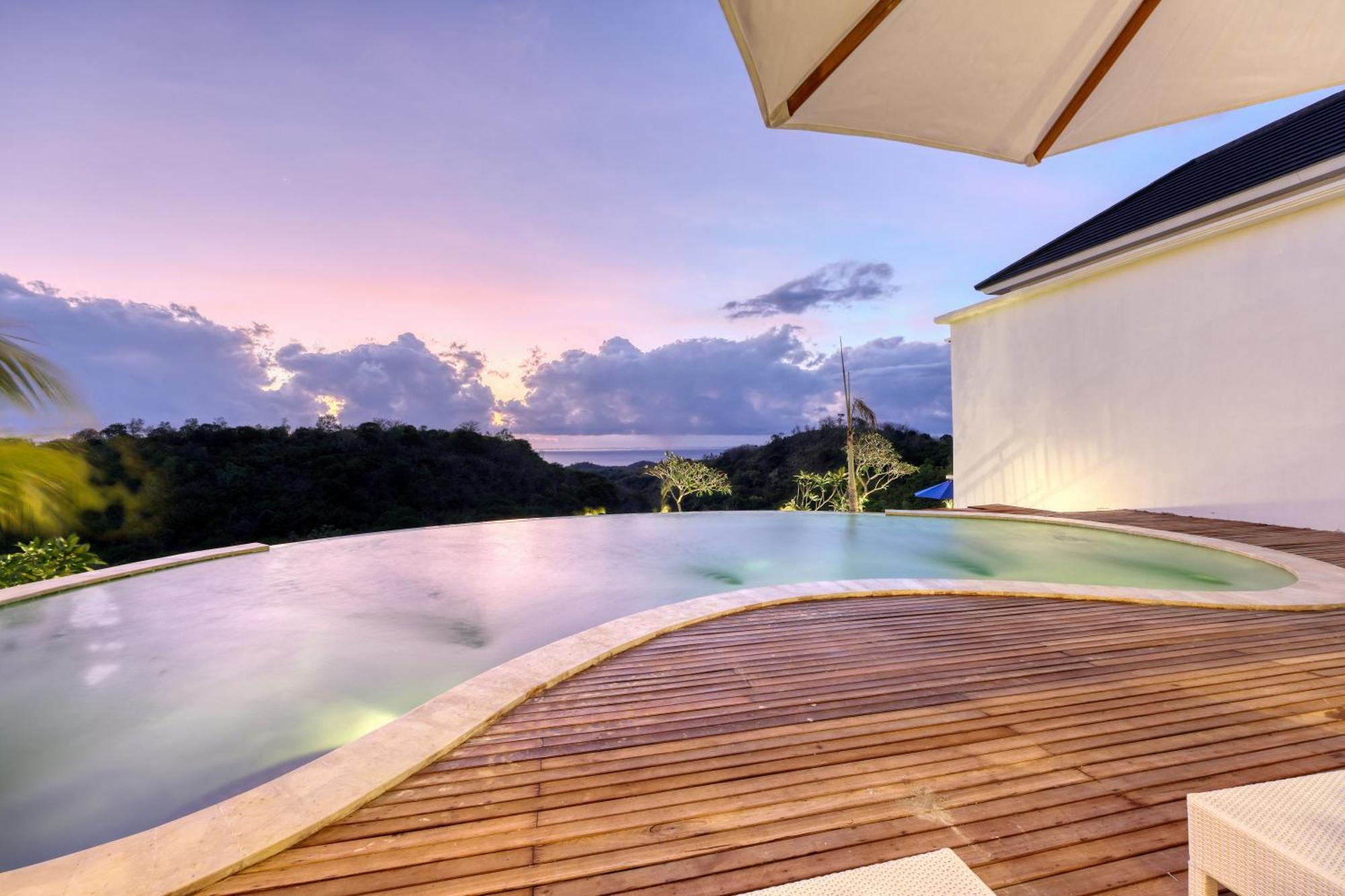 Kelingking Parama Resort Batumadeg エクステリア 写真